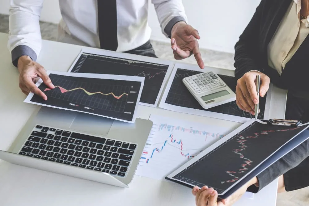 Investisseur equipe commerciale reunion