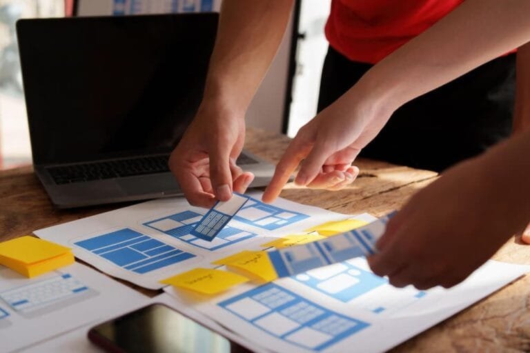 Groupe de développeurs ux